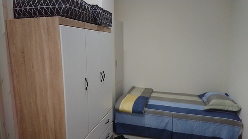 單人床雅房圖片